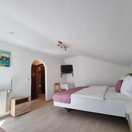 Gaestehaus Auf Der Hoehe *
