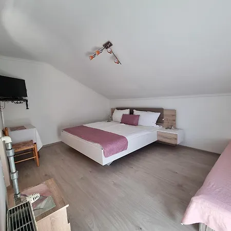Apartment Gaestehaus Auf Der Hoehe *