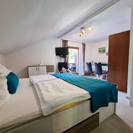 Apartamento Z_gaestehaus Auf Der Hoehe Keutschach am See